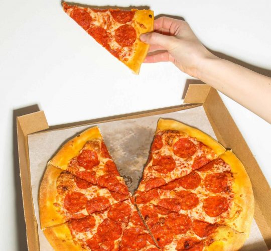 When the Pizza Guy Knocked Right in the Middle of My Hottest BBW Toy Show – The Story That Still Has Me Blushing and Laughing